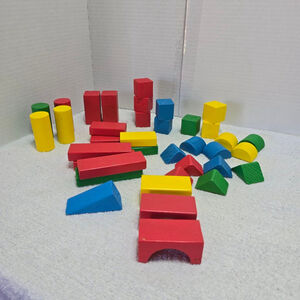 Vtg Unbranded Building Sets & Blocks One Size Red Yellow Wooden Blocks